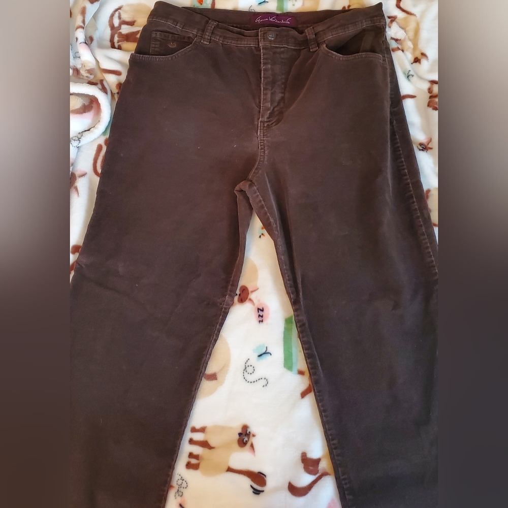 Gloria Vanderbilt Brown Corduroy Pants (14P)